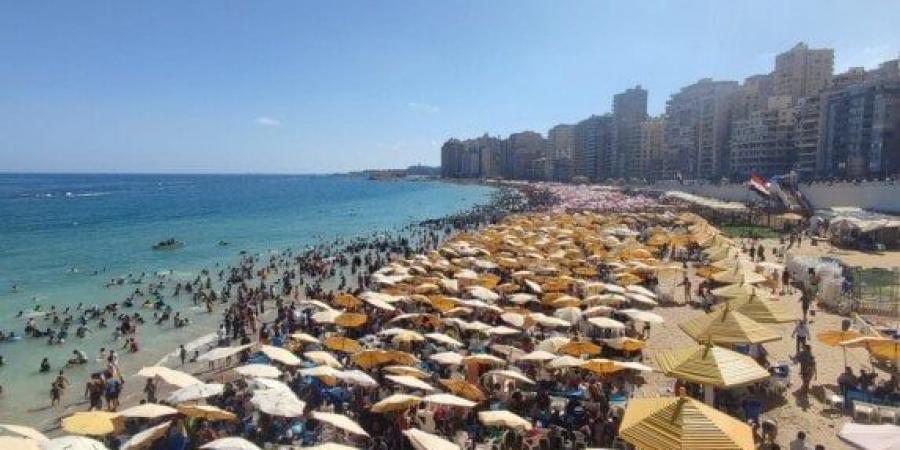بالبلدي: بعد
      دخول
      فصل
      الصيف
      2025..
      ما
      هي
      أجمل
      شواطئ
      الإسكندرية
      والأسعار؟