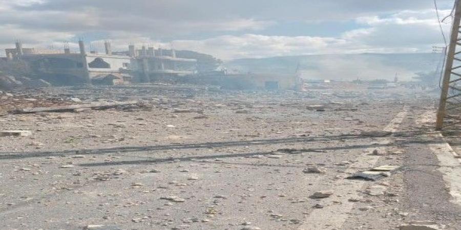بالبلدي: إسرائيل
      تشن
      غارات
      مكثّفة
      على
      جنوب
      لبنان
      ضد
      أهداف
      مدنية
      و
      مقتل
      سيدة
      و
      جرح
      أكثر
      من
      ٢٠