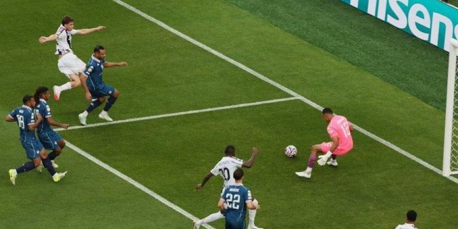 بالبلدي: مدرب
      الوداد:
      قرعة
      كأس
      العالم
      للأندية
      ظلمتنا