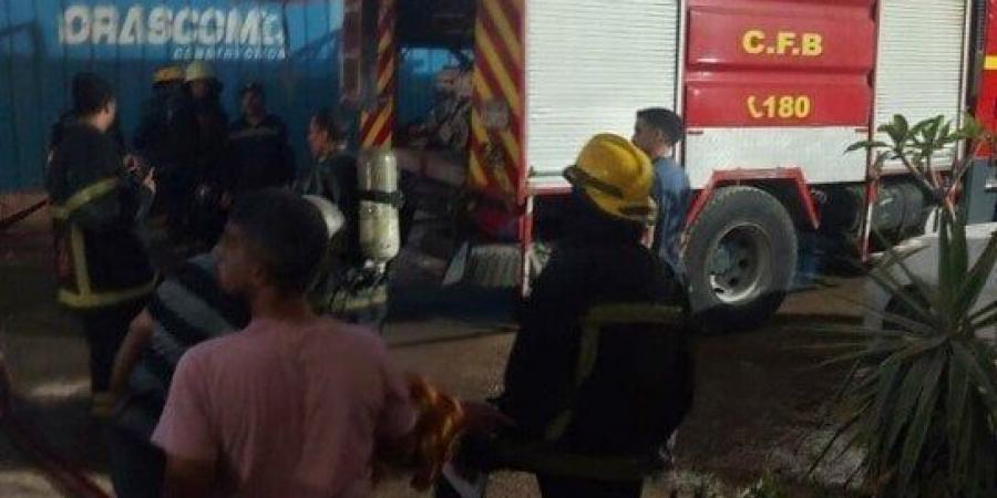 بالبلدي : السيطرة
      على
      حريق
      في
      مستشفى
      البدرشين