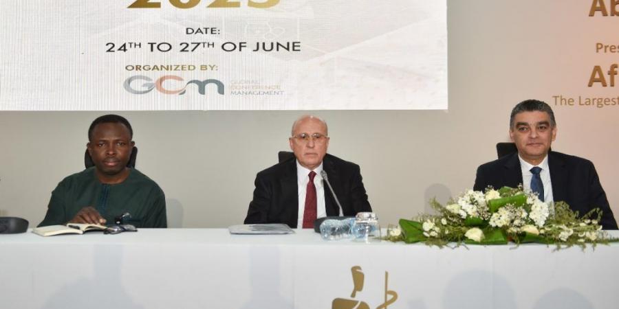 بالبلدي : المؤتمر
      والمعرض
      الطبي
      الإفريقي
      “صحة
      إفريقيا
      Africa
      Health
      ExCon”
      يعلن
      توصياته
      في
      ختام
      فعالياته