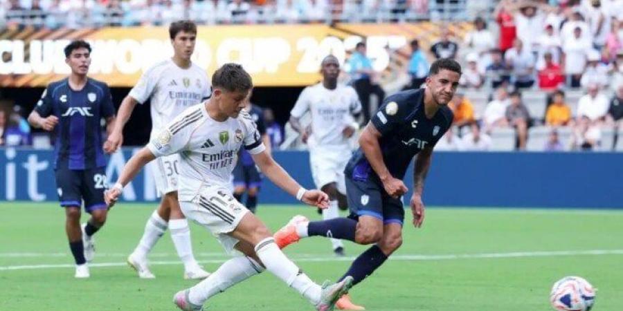 بالبلدي: مشاهدة
      مباراة
      ريال
      مدريد
      وسالزبورج
      بث
      مباشر
      في
      كأس
      العالم
      للأندية
      اليوم