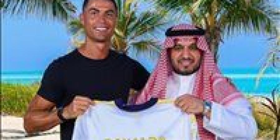 بالبلدي : الهدف
      بـ80
      ألفا..
      تفاصيل
      عقد
      كريستيانو
      رونالدو
      الجديد
      مع
      النصر
      السعودي