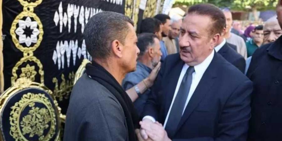محافظ
      المنوفية
      يتلقى
      واجب
      العزاء
      في
      شهداء
      حادث
      الإقليمي
      بكفر
      السنابسة
      بمنوف