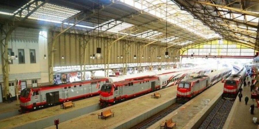 بالبلدي : مواعيد
      القطارات
      على
      خط
      «القاهرة
      -
      الإسكندرية»
      السبت
      28
      -
      6
      -
      2025