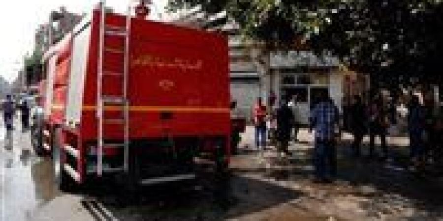 بالبلدي: تفاصيل
      حريق
      هائل
      داخل
      محل
      تجاري
      بحلوان