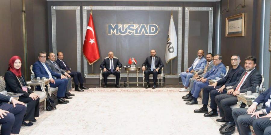 بالبلدي : وزير
      الصناعة
      و
      النقل
      يشارك
      في
      الجلسه
      الافتتاحية
      بمنتدى
      الترابط
      العالمي
      للنقل
      2025
      بحضور
      الرئيس
      التركي
      و
      ممثلي
      70
      دولة