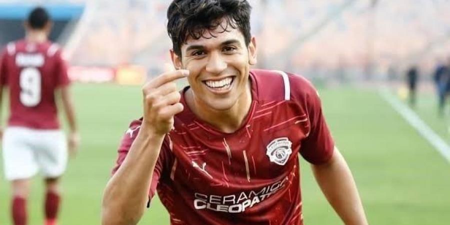 بالبلدي: رفض
      النجوم
      يعرقل
      انضمام
      محمد
      شكري
      إلى
      الأهلي