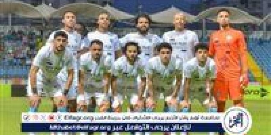 بالبلدي: البنك
      الأهلي
      يضغط
      لحسم
      صفقة
      مزدوجة
      من
      غزل
      المحلة..
      والعش
      يرفض
      العودة