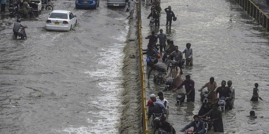 بالبلدي: باكستان:
      مصرع
      وإصابة
      17
      شخصًا
      جراء
      الطقس
      السيئ