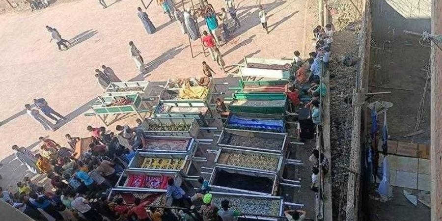 بالبلدي : التضامن
      الاجتماعي:
      صرف
      100
      ألف
      جنيه
      لأسرة
      كل
      متوفي
      بحادث
      المنوفية