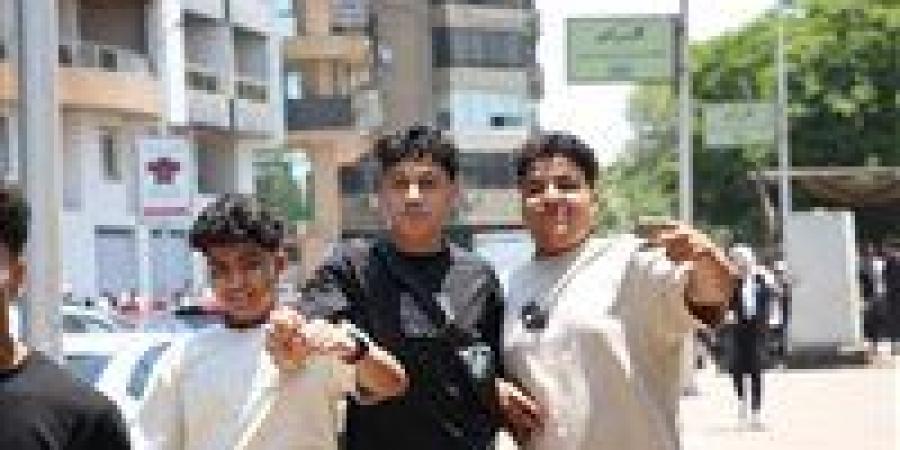 بالبلدي : بالنظامين
      القديم
      والجديد..
      مواصفة
      امتحان
      اللغة
      الأجنبية
      الأولى
      للثانوية
      العامة
      2025