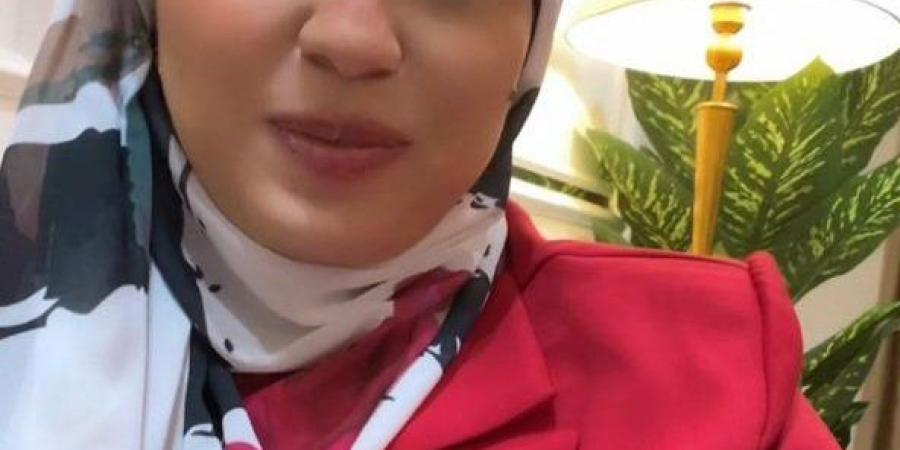 بالبلدي: هدير
      أشرف..
      معلمة
      مُلهمة
      وأم
      ناجحة
      تصنع
      الفرق
      بكلمة
      ورسالة