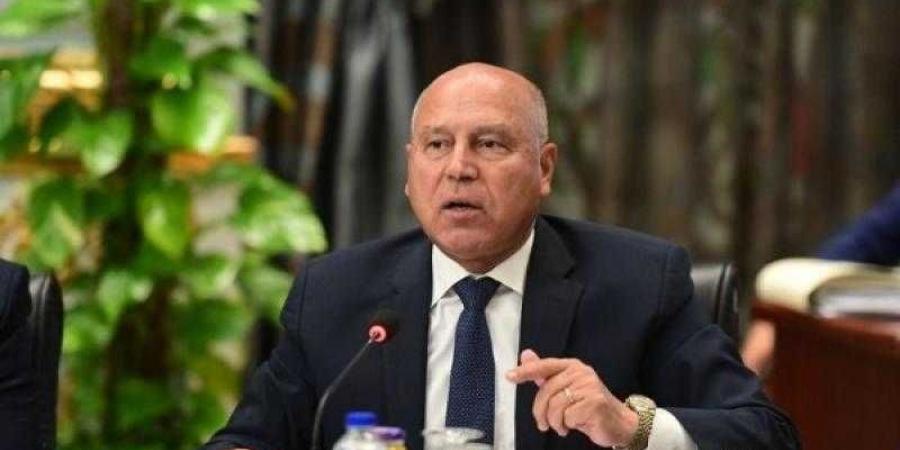 بالبلدي : أحمد
      موسى:
      «حملات
      التشويه
      تستهدف
      رئيس
      الوزراء
      ووزير
      النقل»