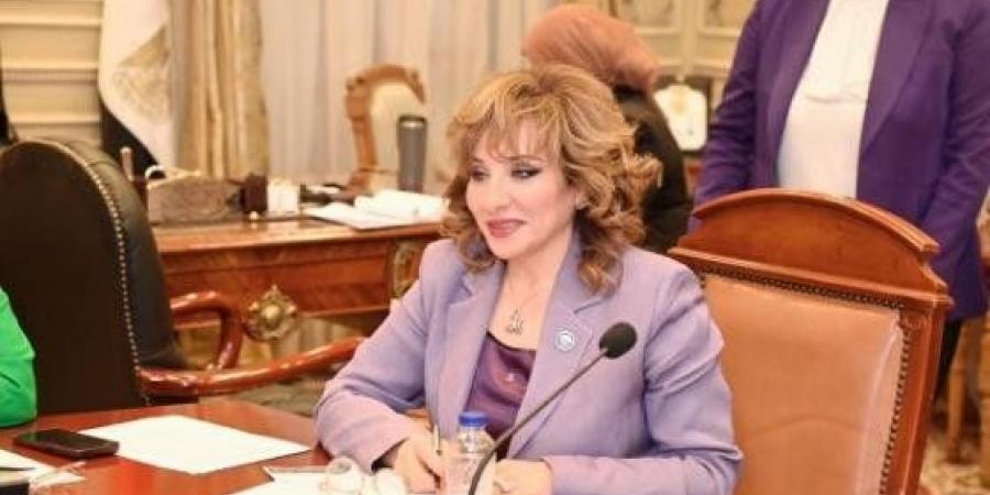 بالبلدي: النائبة
      أماني
      الشعولي
      :
      ثورة
      30
      يونيو
      أنقذت
      مصر
      من
      مصير
      مجهول
      –
      القاهرة
      تايمز