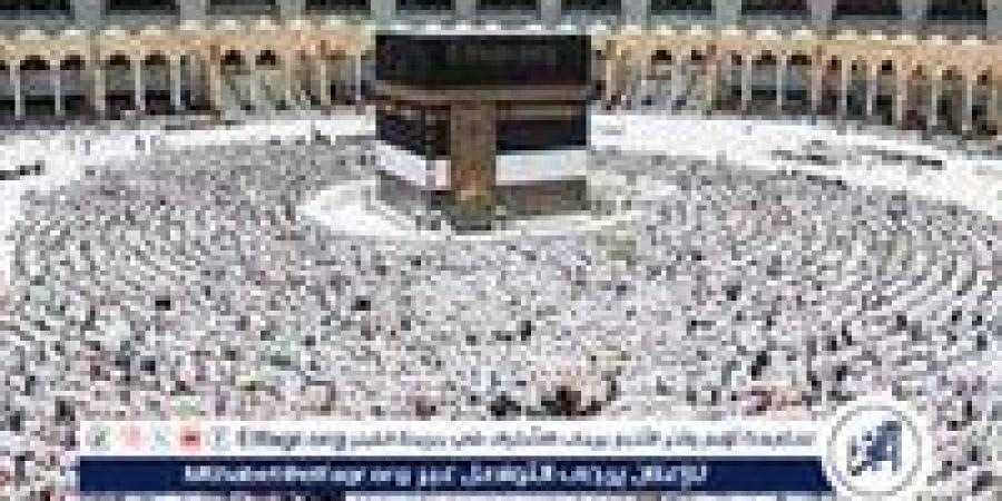 بالبلدي: نائب
      وزير
      الحج
      والعمرة
      يتابع
      سير
      العمل
      بمكاتب
      شؤون
      الحج