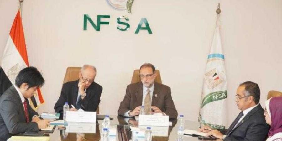 بالبلدي : رئيس
      الهيئة
      القومية
      لسلامة
      الغذاء
      يستقبل
      سفير
      اليابان
      بالقاهرة