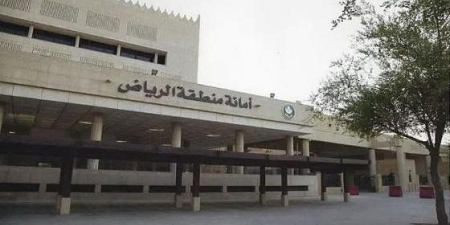 بالبلدي: تعزيزا
      لكفاءة
      الطرق..
      «أمانة
      الرياض»
      تبدأ
      أعمال
      كشط
      وسفلتة
      في
      أحياء
      العاصمة
      –
      القاهرة
      تايمز