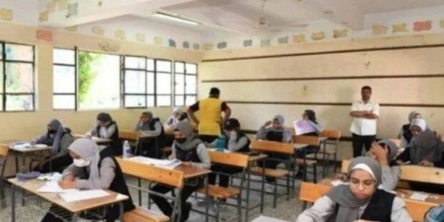 بالبلدي: للنظامين..
      انطلاق
      امتحان
      اللغة
      الأجنبية
      الأولى
      للثانوية
      العامة
      2025
