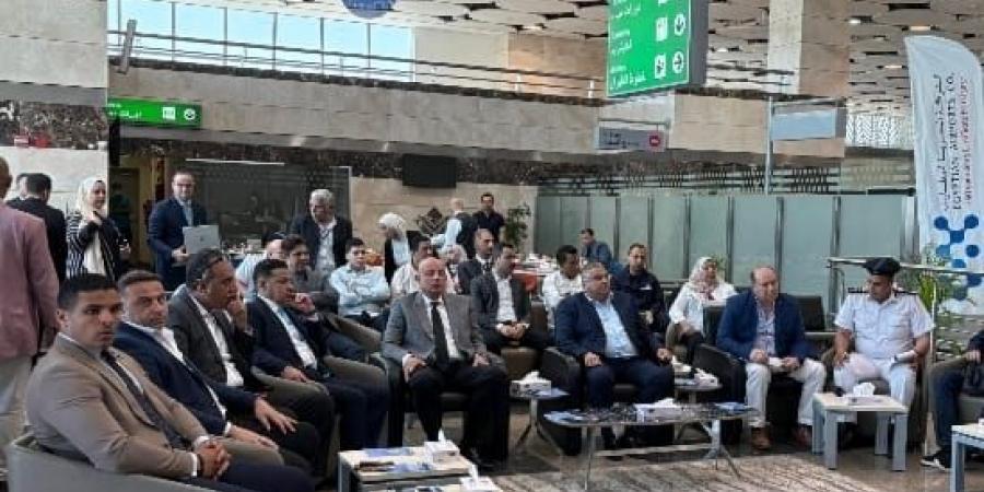 بالبلدي: جولة
      تفقدية
      للجنة
      العليا
      للتفتيش
      الأمني
      والبيئي
      بمطار
      العاصمة
      الدولي