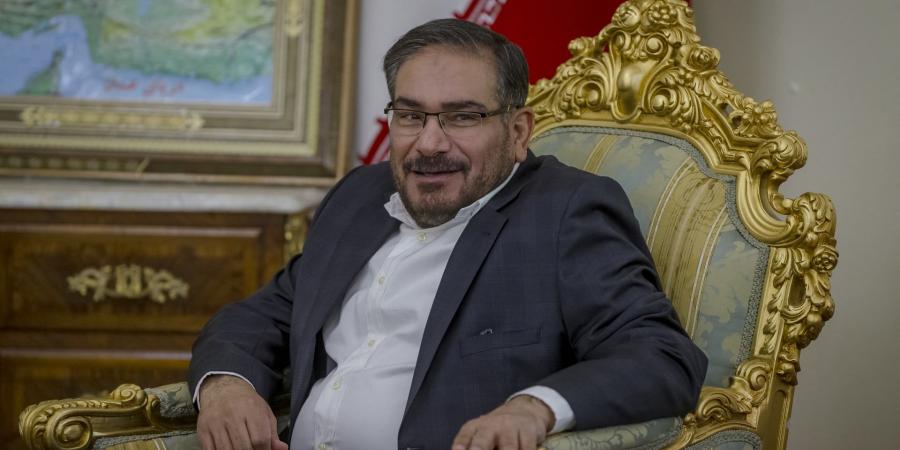 بالبلدي: "صليت وسط الأنقاض".. علي شمخاني مستشار مرشد إيران يكشف ما حدث عندما استهدفته غارة إسرائيلية