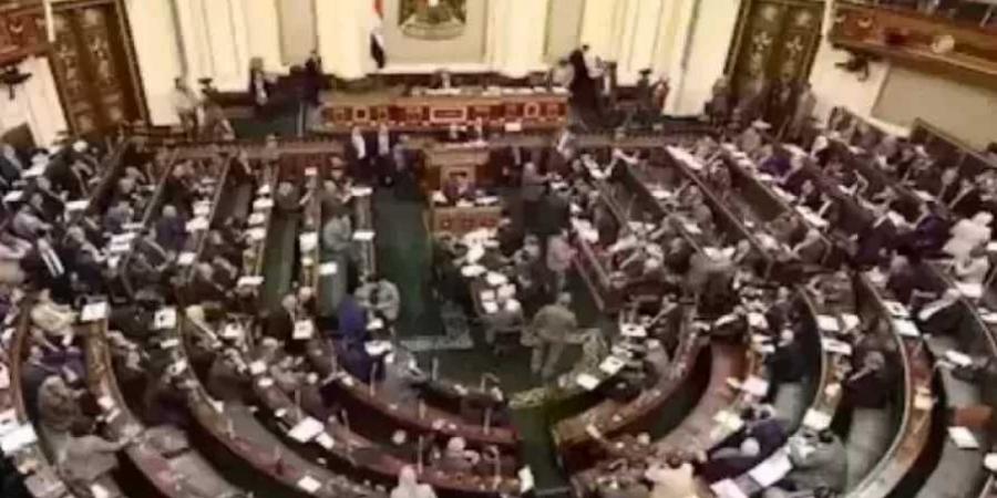 الوزير
      محمود
      فوزى:
      «بالرغم
      من
      حادث
      المنوفية
      إلا
      أنه
      لا
      يمكن
      أن
      نغفل
      النهضة
      في
      قطاع
      الطرق
      مصر
      قفزت
      100
      مركز
      وأصبحت
      رقم
      18
      في
      الجودة»