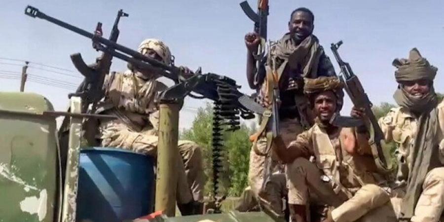 بالبلدي : الأمم
      المتحدة:
      ميليشيا
      الدعم
      السريع
      تجند
      مقاتلين
      داخل
      أفريقيا
      الوسطى