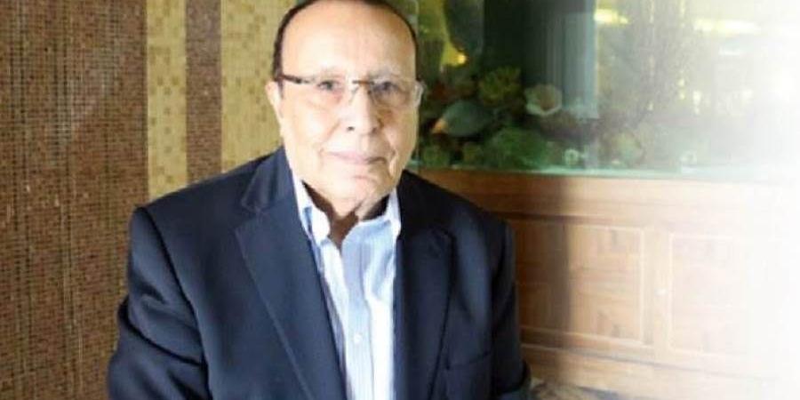بالبلدي: المخرج
      محمد
      فاضل:
      اعتصام
      المثقفين
      كان
      شرارة
      30
      يونيو..
      والفن
      لم
      يـُنصف
      الثورة
      بعد