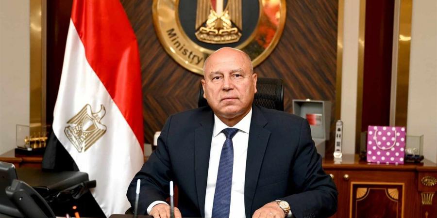 بالبلدي: عاجل-"روح
      المقاتل
      لا
      تستقيل"..
      كامل
      الوزير
      يفتح
      النار
      ويرفض
      الرحيل