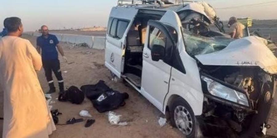 بالبلدي: مصرع
      وإصابة
      15
      شخصا
      في
      حادث
      انقلاب
      ميكروباص
      بالبحيرة
      –
      القاهرة
      تايمز