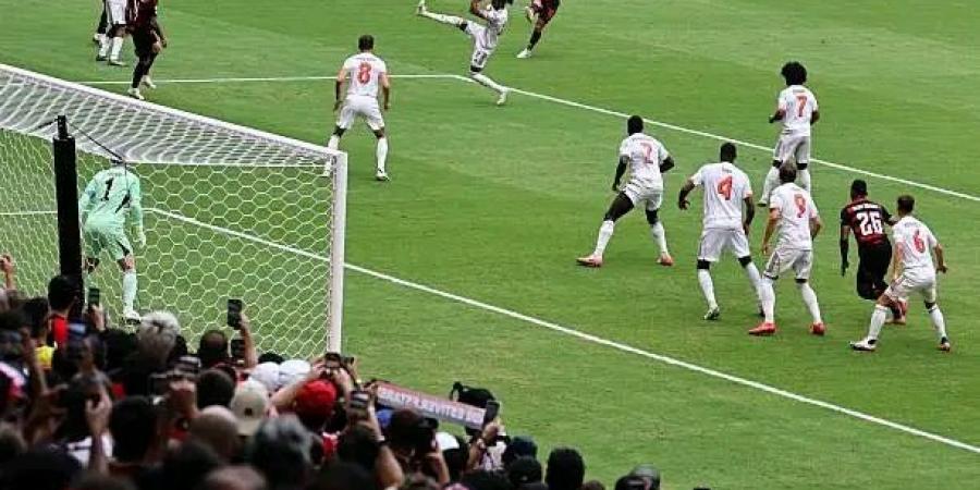 بالبلدي: بايرن
      ميونخ
      يصعد
      لمواجهة
      باريس
      سان
      جيرمان
      فى
      مونديال
      الأندية
      بفرم
      فلامينجو