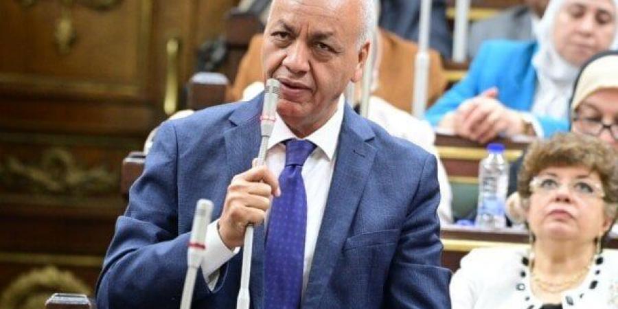 بالبلدي : «مصطفى
      بكري»:
      الحكومة
      تكافئ
      الشعب
      في
      30
      يونيو
      وتدفعه
      إلى
      الشارع
      بسبب
      قانون
      الإيجار
      القديم