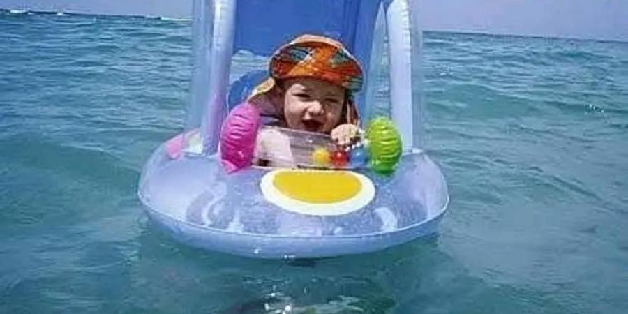 بالبلدي : الحبل
      فك..
      طفلة
      تونس
      تتصدر
      التريند
      بعد
      سحبها
      في
      غفلة
      من
      أمها