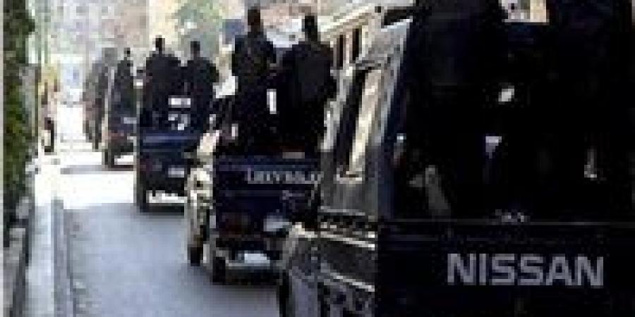 بالبلدي: تفاصيل
      احتجاز
      عامل
      داخل
      أحد
      المخابز
      والتعدي
      عليه
      بسلاح
      في
      حلوان