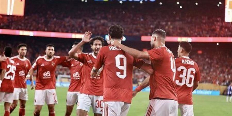 بالبلدي: الأهلي
      يراقب
      تطورات
      أزمة
      أسد
      الحملاوي
      مع
      شلونسك
      البولندي