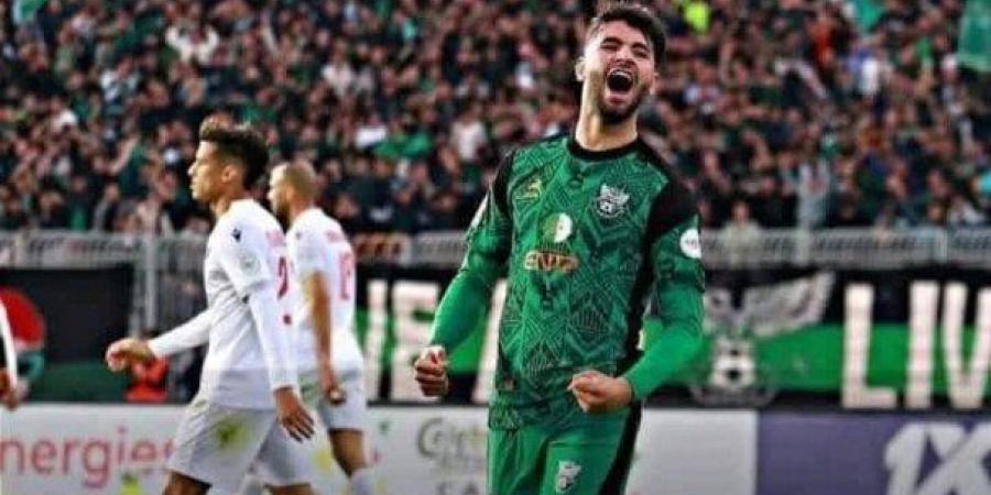 بالبلدي : المصري
      البورسعيدي
      يضم
      الجزائري
      منذر
      طمين
      لاعب
      نادي
      قسنطينة