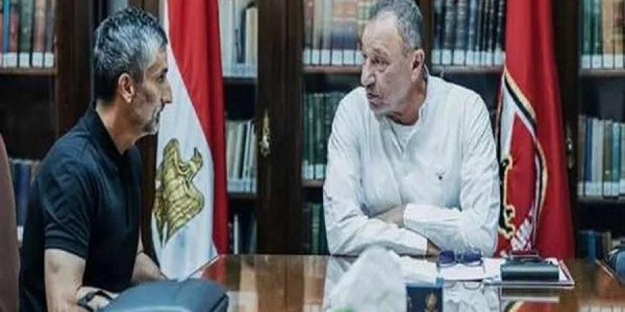 بالبلدي: 3
      صفقات
      جديدة
      في
      الطريق
      إلى
      الأهلي..
      الخطيب
      وريبيرو
      يدرسان