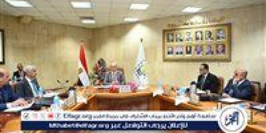 بالبلدي: تعرف
      على
      اهم
      قرارات
      اجتماع
      مجلس
      جامعة
      أسيوط