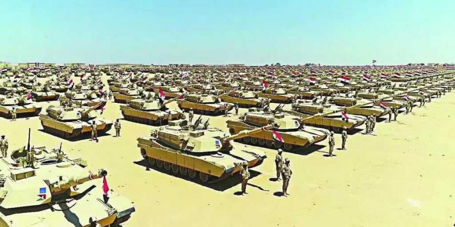 لجنة
      لتقييم
      واختيار
      القيادات
      العليا
      لتحقيق
      طفرة
      بالإنتاج
      الحربي