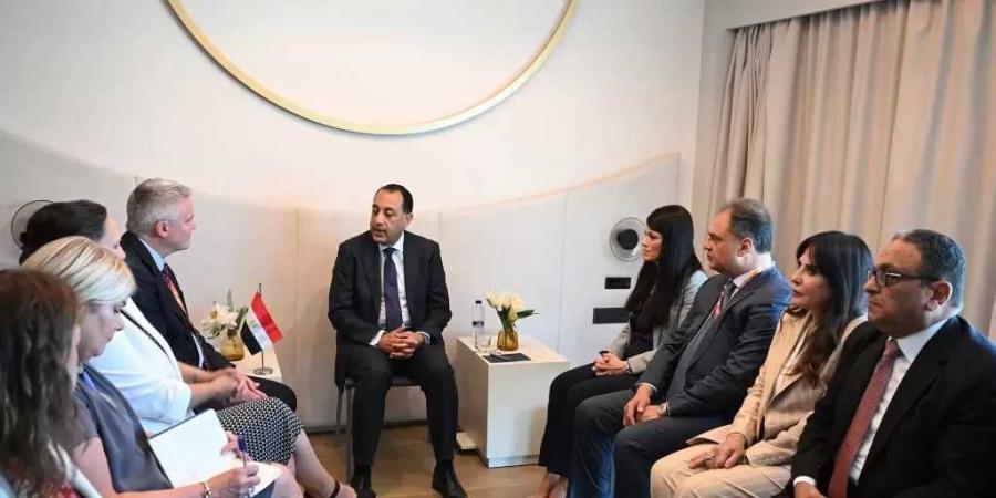 رئيس
      الوزراء
      يلتقي
      الأمين
      العام
      لمنظمة
      التعاون
      الاقتصادي
      والتنمية
      (OECD)