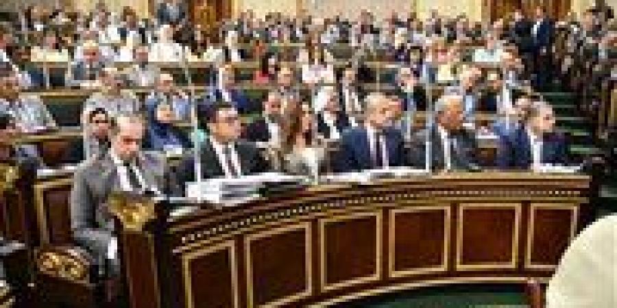 بالبلدي: وزير
      الإسكان
      عن
      مناقشة
      قانون
      الإيجار:
      هدفنا
      إعادة
      تنظيم
      العلاقة
      بين
      المؤجر
      والمستأجر