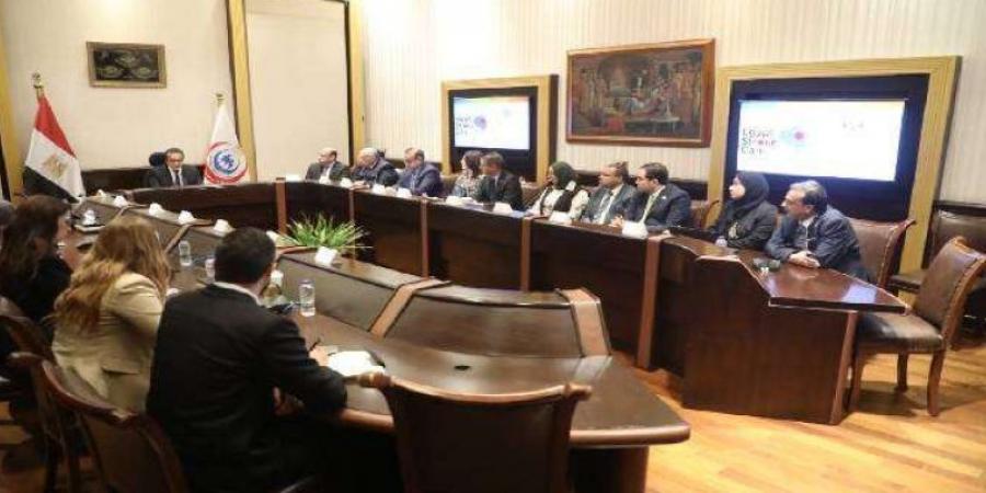 بالبلدي : وزير
      الصحة
      يتابع
      مشروع
      الشبكة
      القومية
      لرعاية
      مرضى
      السكتة
      الدماغية