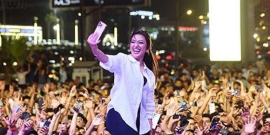 بالبلدي: نجوم
      المهرجانات
      يحيون
      احتفالية
      فى
      حب
      مصر
      احتفالا
      بثورة
      30
      يونيو
      –
      القاهرة
      تايمز