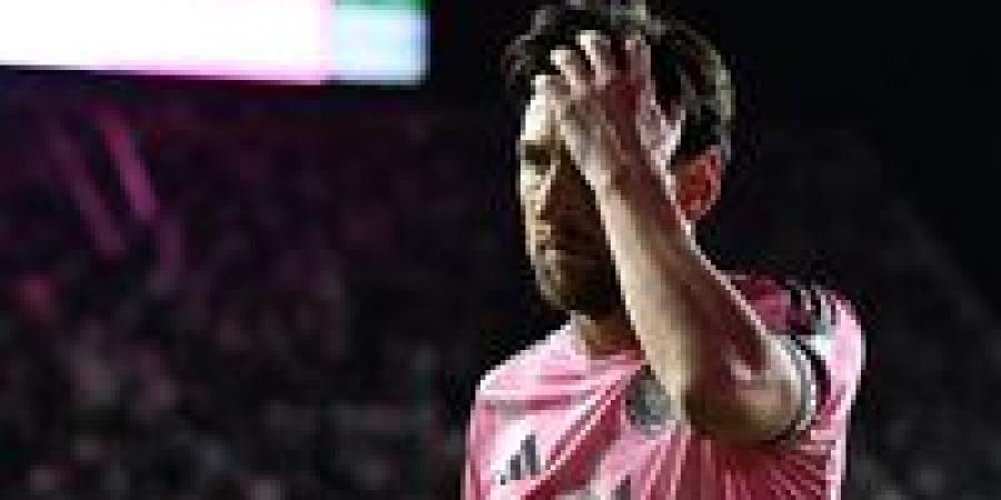 بالبلدي: مفاجأة
      مدوية..
      ميسي
      يخطط
      للرحيل
      عن
      إنتر
      ميامي
      والدوري
      السعودي
      يتأهب