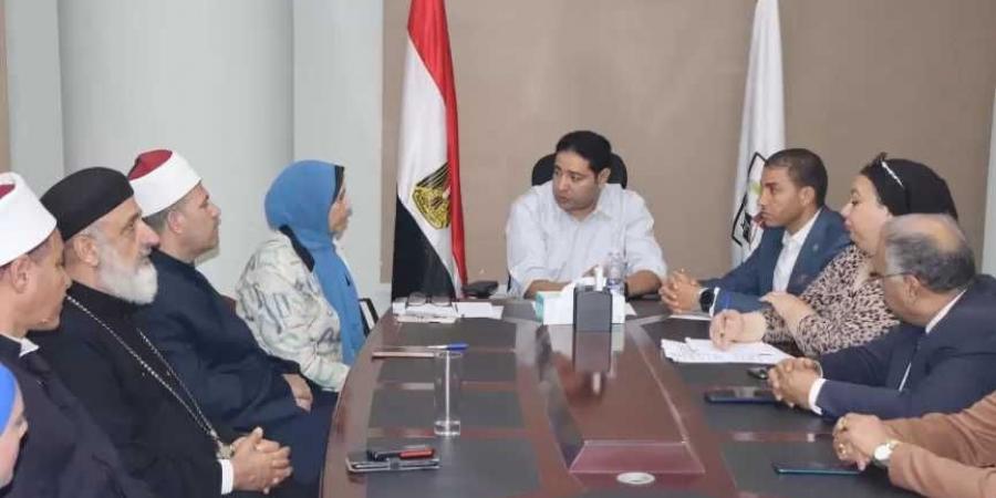 نائب
      محافظ
      بني
      سويف
      يناقش
      آليات
      وسبل
      تفعيل
      أنشطة
      مبادرة
      ”
      بالوعي
      نحميها
      ”
      بالتعاون
      مع
      فرع
      المجلس
      القومي
      للمرأة
