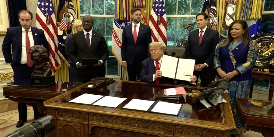 بالبلدي: مليارديرات وميليشيات وحقوق تعدين.. من قلب صفقة ترامب الجديدة للسلام التي لم تحظ بالاهتمام الكافي
