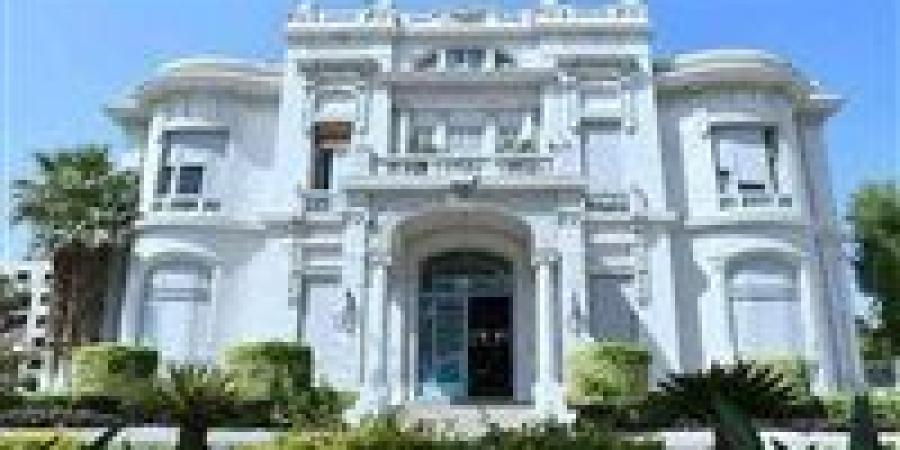 بالبلدي : تعاني
      من
      اضطراب
      نفسي..
      التفاصيل
      الكاملة
      لطعن
      "فتاة
      الماجستير"
      فرد
      أمن
      بجامعة
      عين
      شمس