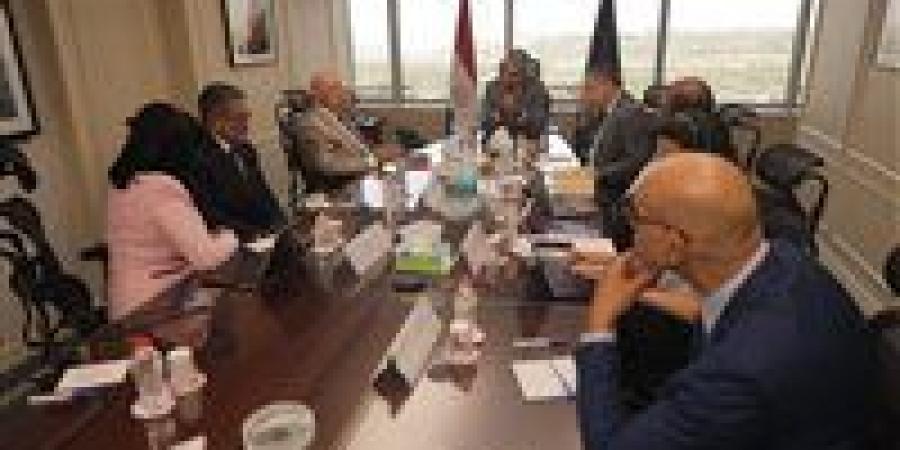 بالبلدي: وزير
      السياحة
      والآثار
      يبحث
      خطة
      تطوير
      مسار
      رحلة
      العائلة
      المقدسة
      في
      مصر