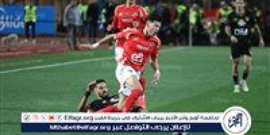 بالبلدي: الأهلي
      يسعى
      لحماية
      إمام
      عاشور
      بعقد
      طويل