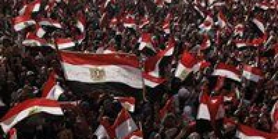 بالبلدي: فى
      الذكرى
      الـ12..
      أهم
      10
      إنجازات
      لثورة
      30
      يونيو
      اقتصاديا
      وسياسيا
      واجتماعيا